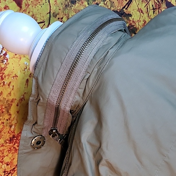 Anorak Jacket New, Wind, Rain, Lined - Picture 8 of 16